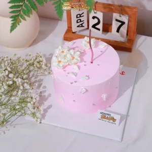 Bánh kem bắt hoa đơn giản