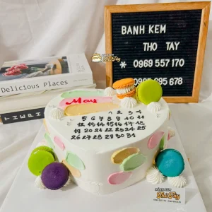 Bánh kem trái tim vẽ lịch