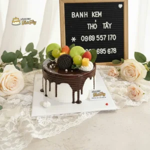 Bánh kem socola trái cây