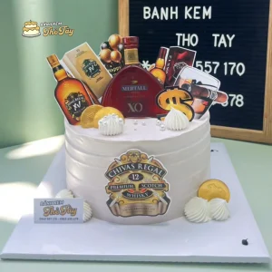 Bánh kem trang trí chai rượu