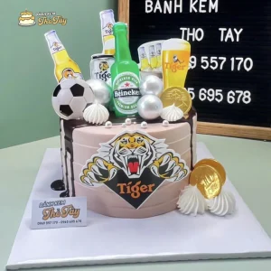 Bánh kem hình chai bia tiger