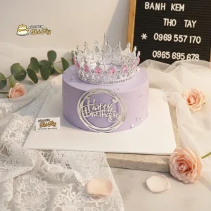 Bánh kem màu tím dễ thương