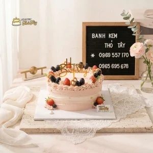 Bánh kem sinh nhật tone nâu