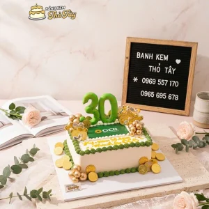 Bánh kem sự kiện màu xanh lá