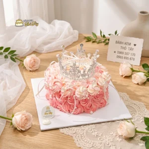 Bánh kem vương miện công chúa hồng